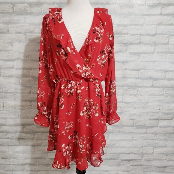 H&M Dresses & Skirts - H&M red floral faux wrap dress NWT